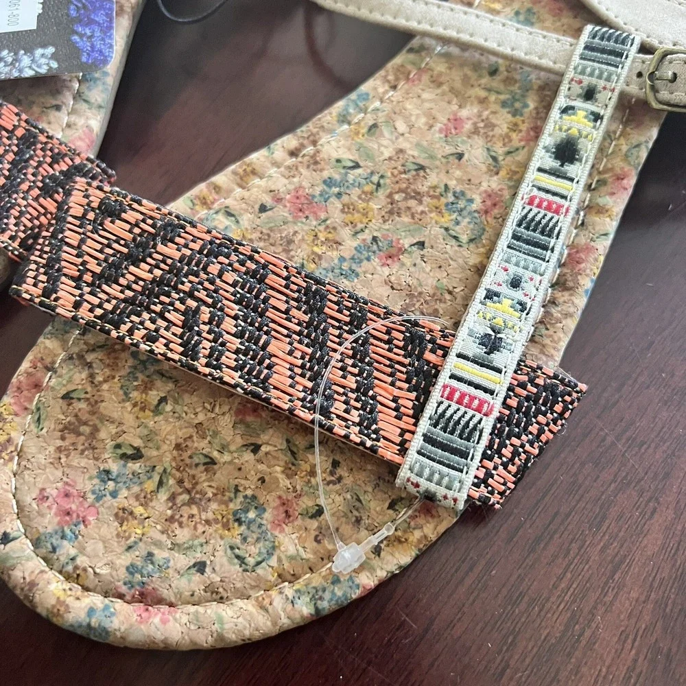 MUK LUKS Sandals Women's Size 10 Orange Flat Cork New‎